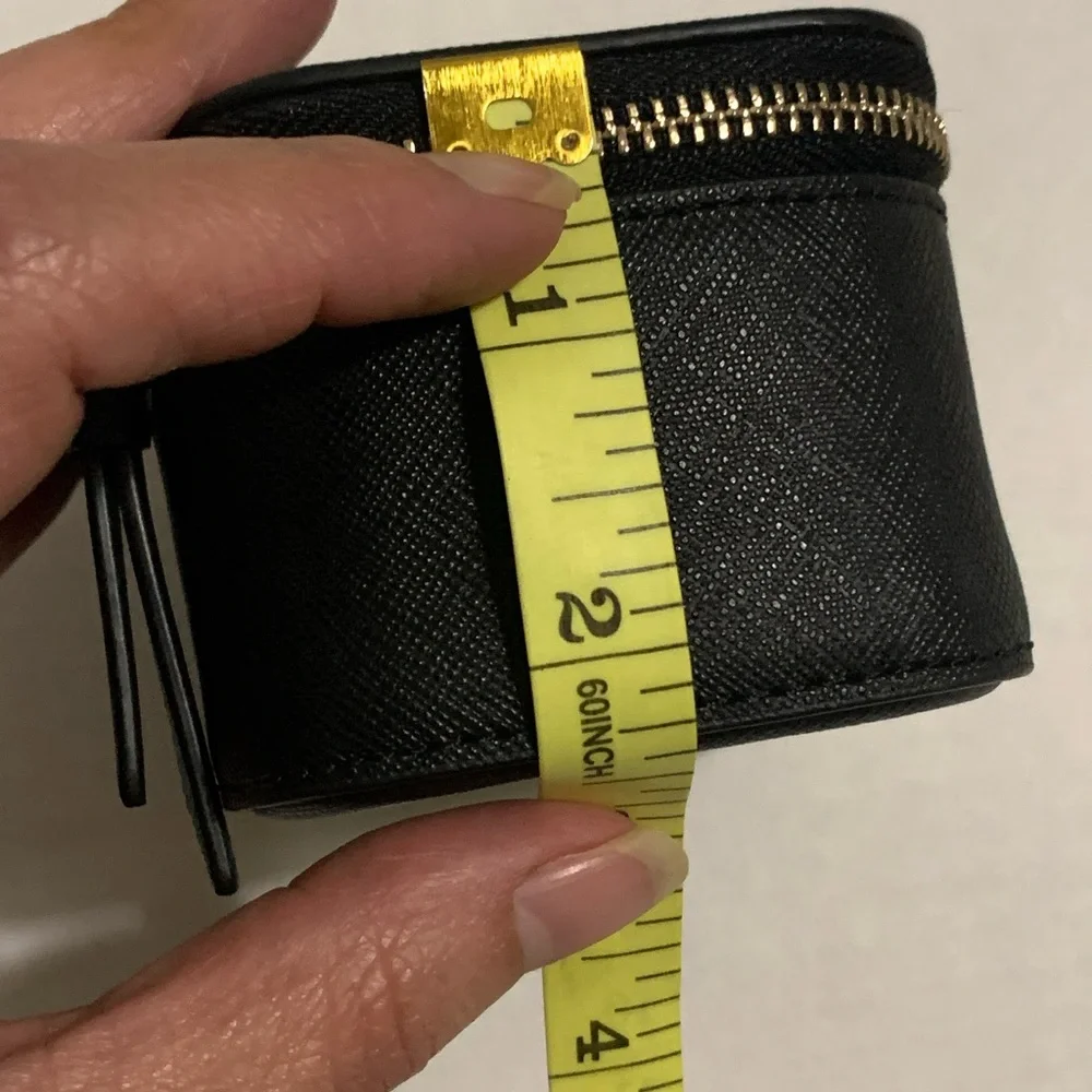 Kate Spade Black Textured Travel Jewelry Case with Gold Details - Picture 9 of 9